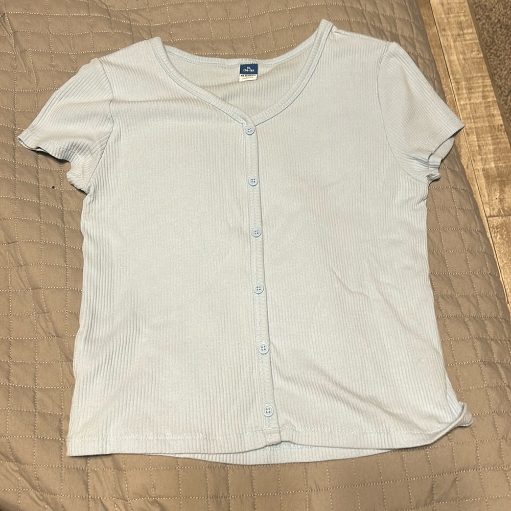 blue button up tshirt